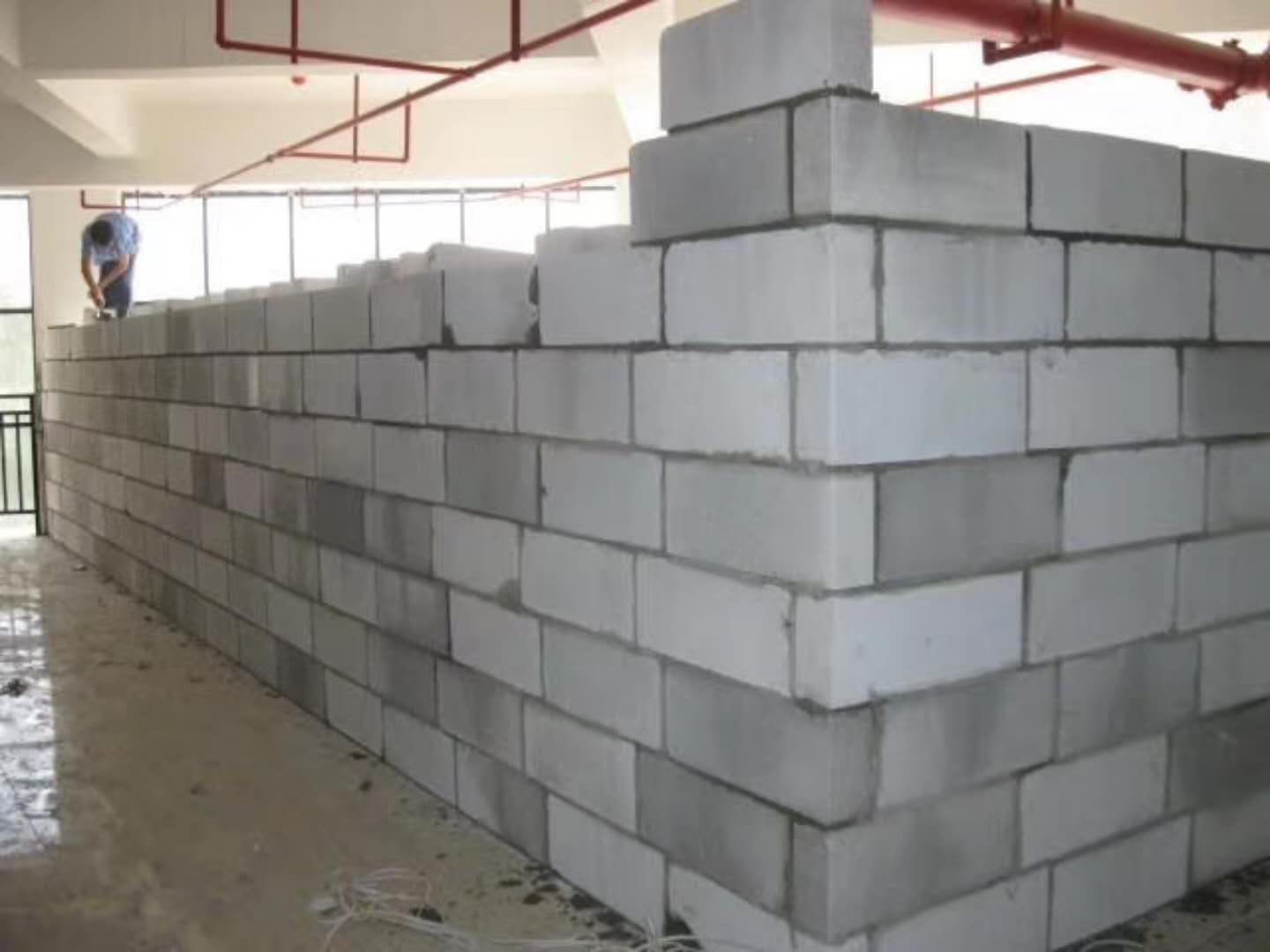 宁安蒸压加气混凝土砌块承重墙静力和抗震性能的研究